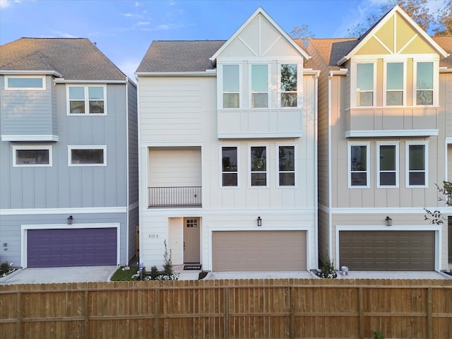 view of front of home featuring a garage