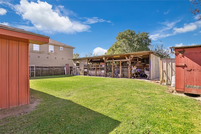 view of yard with a shed