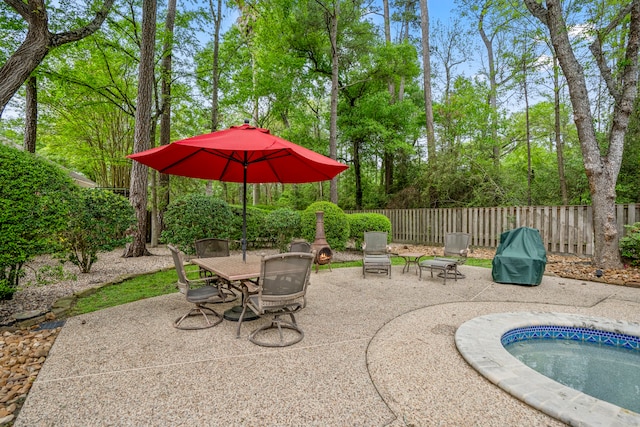 view of patio featuring a hot tub