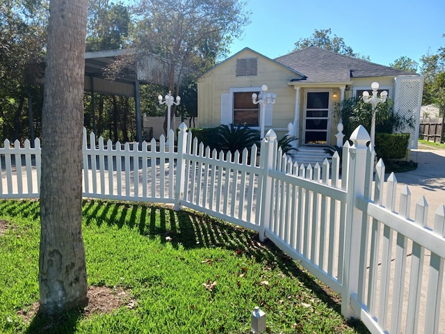 view of front of property