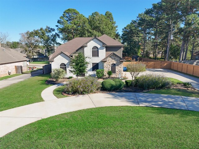 view of front of house with a front lawn