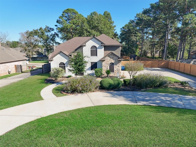 view of front of house with a front lawn