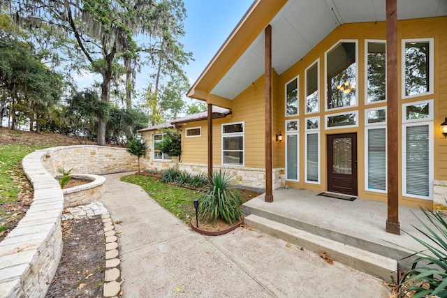 view of property entrance