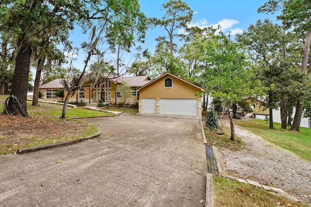 view of front of house featuring a garage