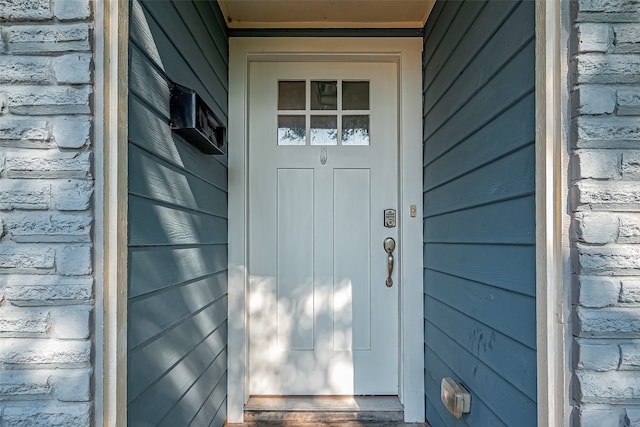 view of property entrance