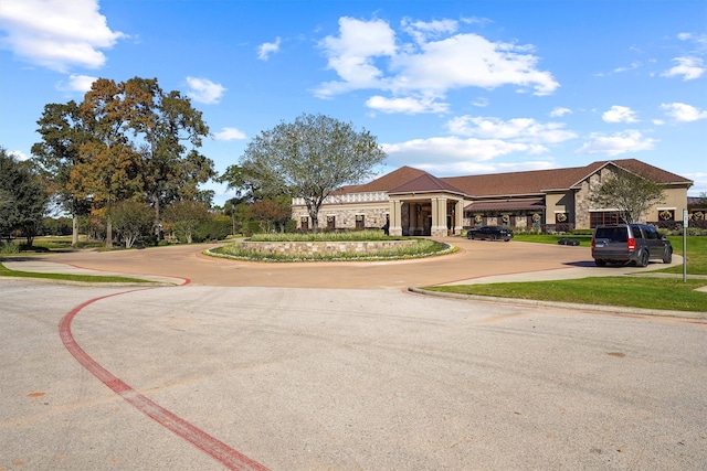 view of front of house