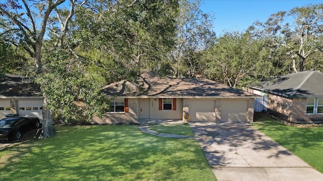 ranch-style home with a front lawn