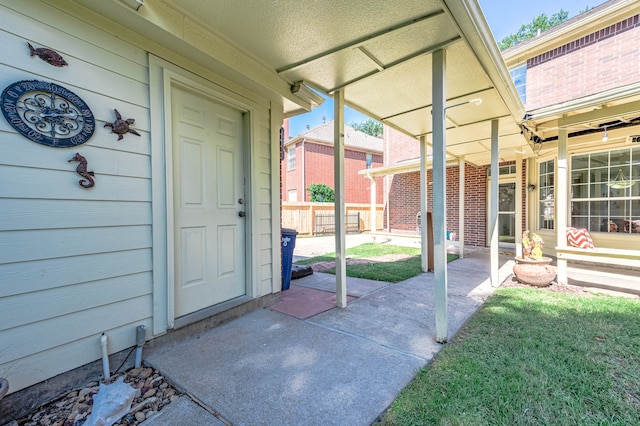 view of property entrance