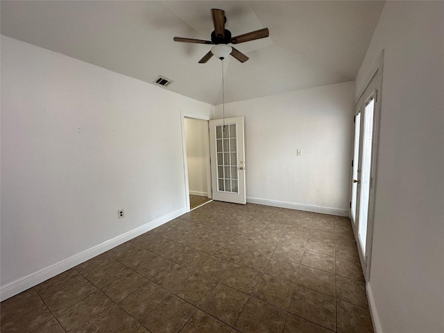 6811 Roswell St, Houston, TX 77022 - empty room featuring lofted ceiling, ceiling fan, and baseboards