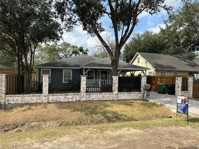 view of front of house