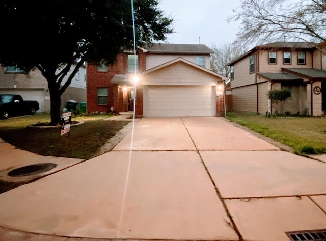 front of property with a front lawn