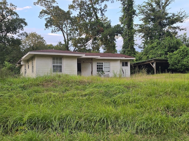 view of front facade