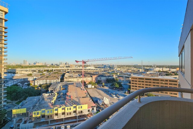 3525 Sage Rd Unit 1705, Houston, TX 77056 - photo 4