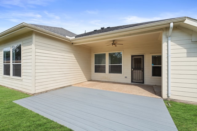 property entrance featuring ceiling fan and a patio