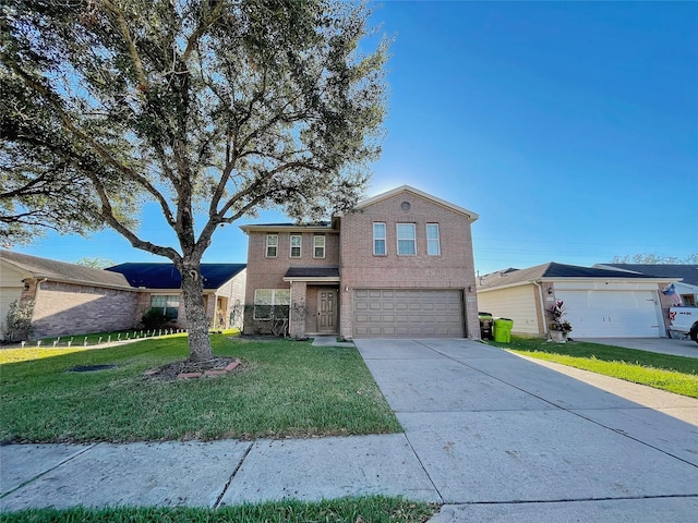 view of front of property featuring a front yard