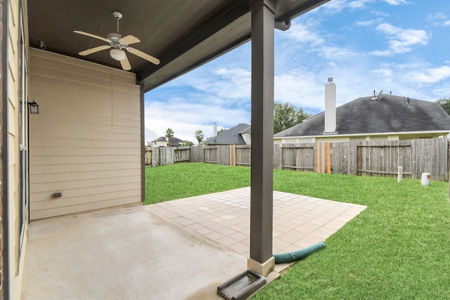 view of patio with ceiling fan