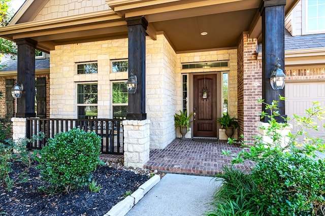 property entrance with covered porch