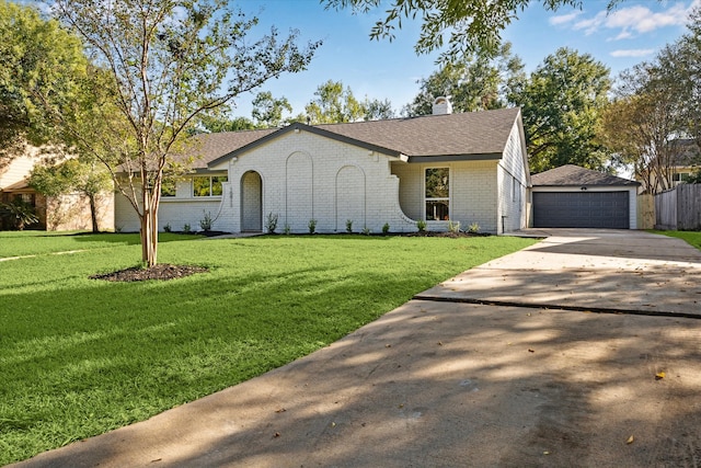 ranch-style home with a front yard