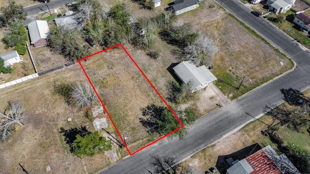 311 E Grange St, Weimar, TX 78962