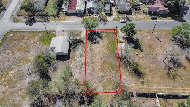 311 E Grange St, Weimar, TX 78962