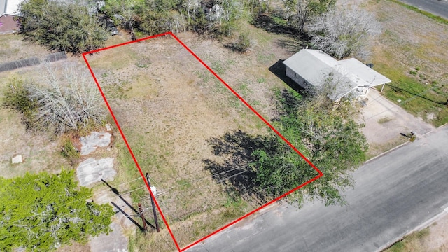 311 E Grange St, Weimar, TX 78962