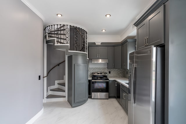 kitchen with stainless steel appliances, gray cabinets, tasteful backsplash, and crown molding