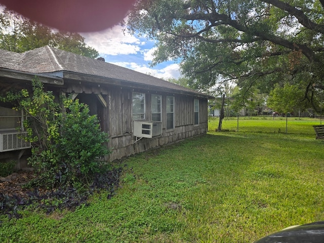 view of yard featuring cooling unit