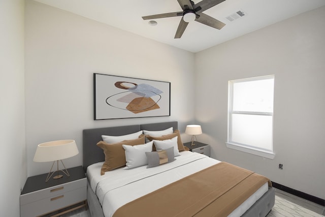 bedroom featuring ceiling fan