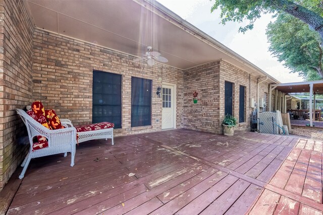 deck featuring ceiling fan