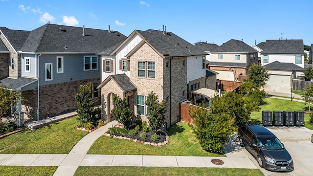 view of front of house featuring a front yard