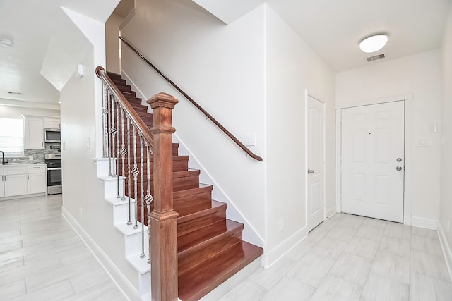 view of foyer entrance