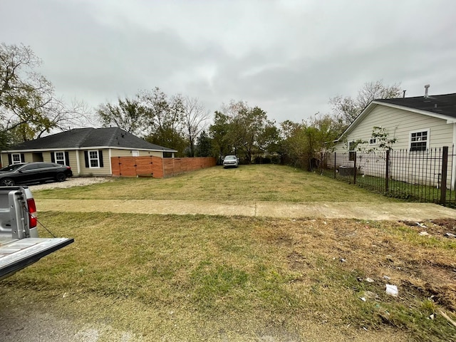 Listing photo 2 for 2512 Staples St, Houston TX 77026