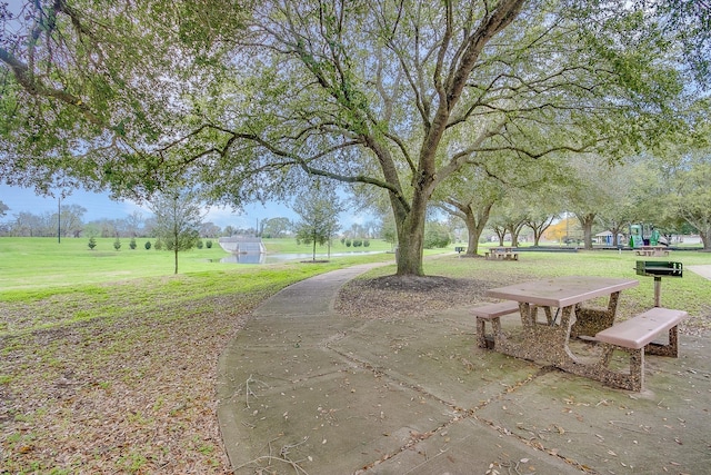 view of community featuring a lawn