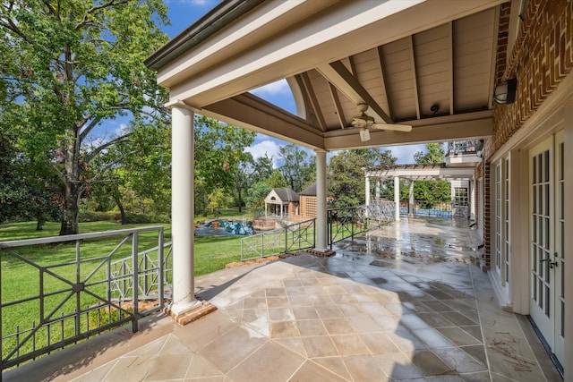 view of patio with a pergola and ceiling fan