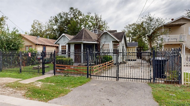 1315 Heslep St, Houston TX, 77009, 4 bedrooms, 1.5 baths house for sale