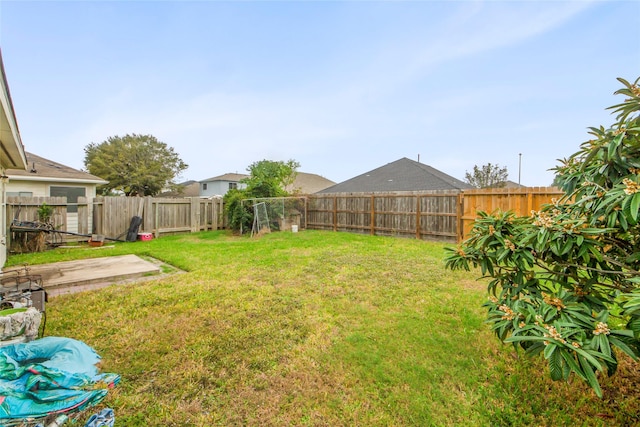 view of yard with a patio