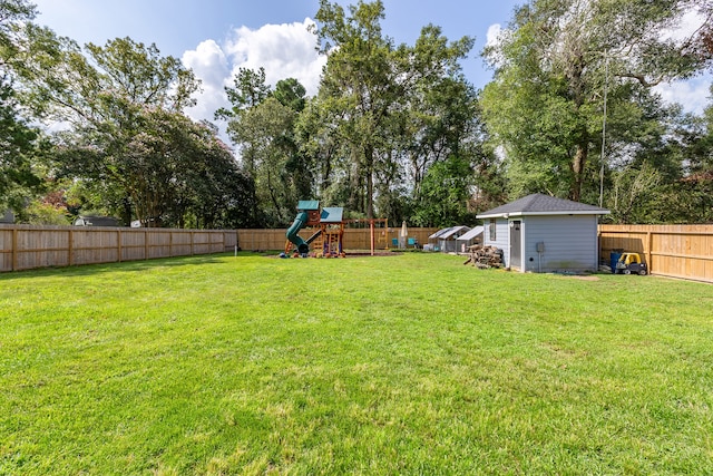 view of yard featuring a playground