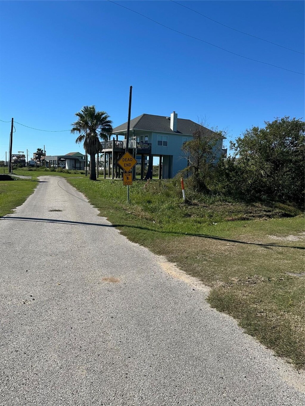 905 Trout, Crystal Beach, TX 77650