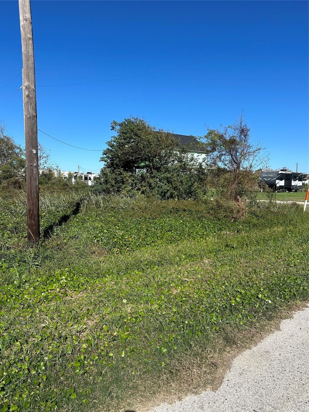 905 Trout, Crystal Beach, TX 77650