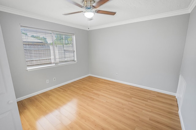 spare room featuring ceiling fan, crown molding, light hardwood / wood-style floors, and a textured ceiling