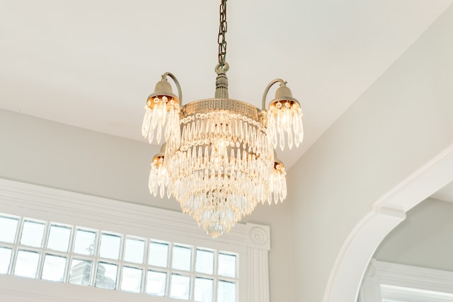 interior details with an inviting chandelier