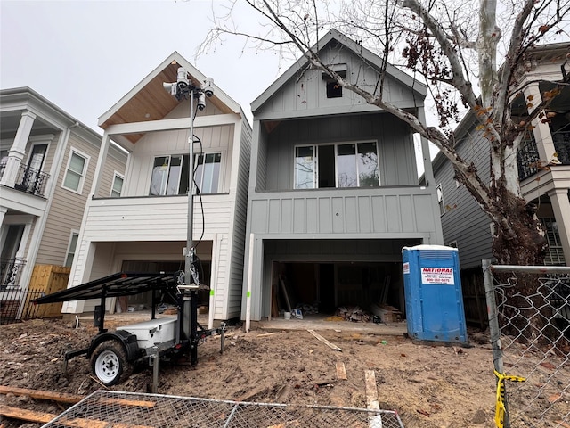 view of front of property featuring a garage