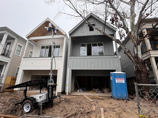 view of front of home featuring a garage