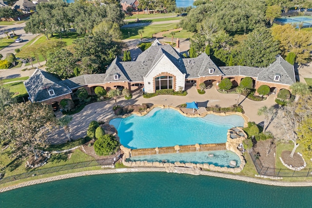 bird's eye view featuring a water view