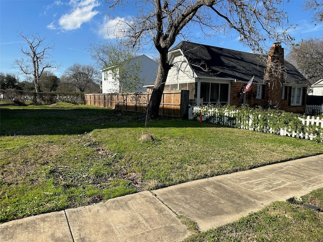 108 Cosmos St, Houston, TX 77009