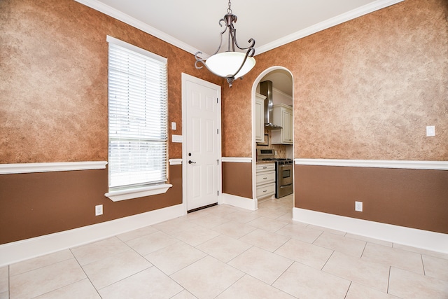 interior space with ornamental molding