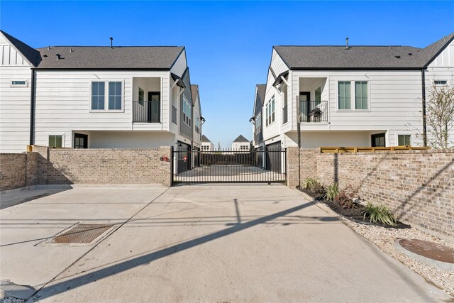 3109 Jensen Dr Unit B, Houston, TX 77026 - exterior space featuring a garage