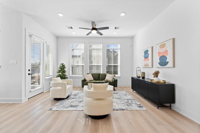 3109 Jensen Dr Unit B, Houston, TX 77026 - living area featuring ceiling fan and light wood-type flooring