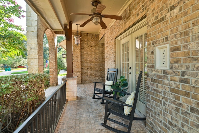 view of patio / terrace with ceiling fan and covered porch