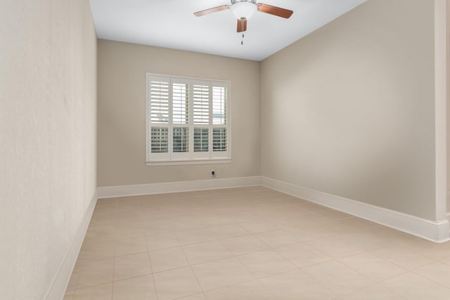 spare room featuring ceiling fan